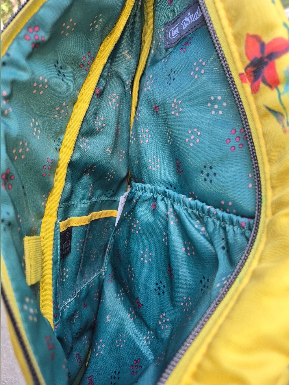 Lugz Yellow Quilted Floral Crossbody Sling Bag - Picture 8 of 10